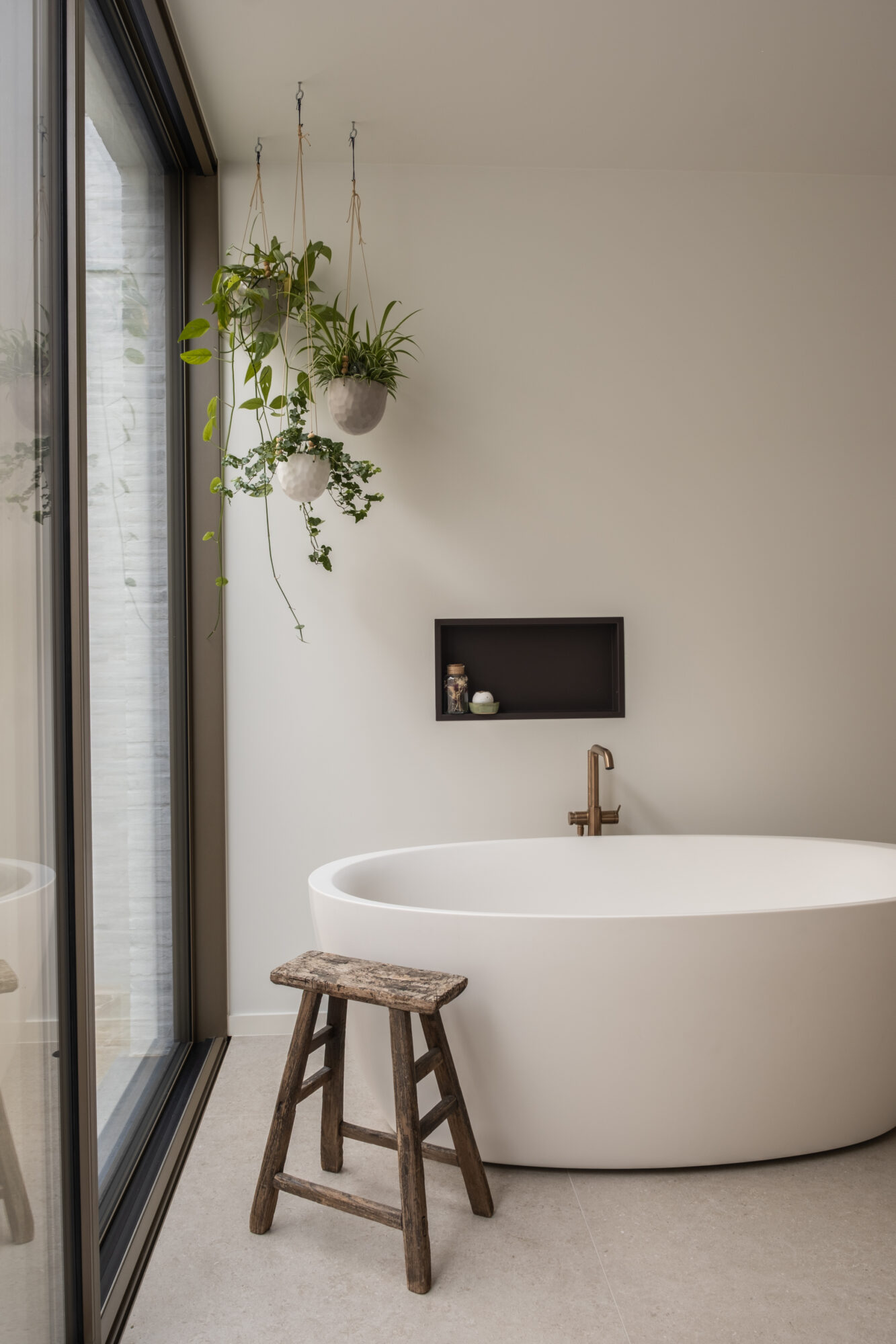 badkamerinrichting lichte badkamer bad nieuwbouwwoning zoersel